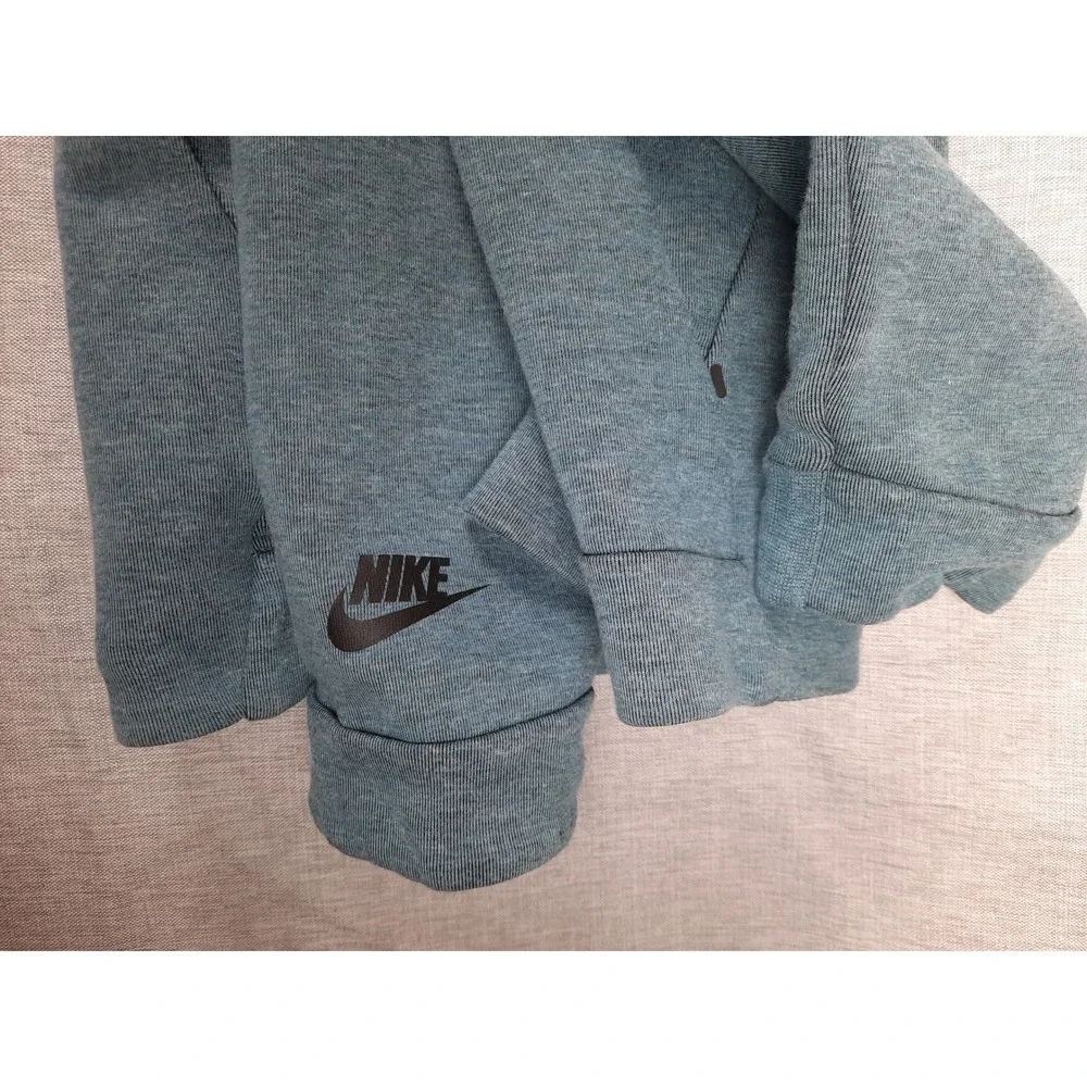 Nike Women's Large Gray Pullover Crewneck Performance Sweater Jacket with Pocket - Picture 9 of 10